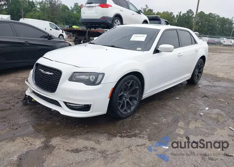 2020 Chrysler 300 300S из США, поврежденный, VIN 2C3CCABT7LH184620